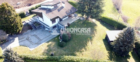 6 bedrooms Villa in Colverde, Italy No. 264195 3