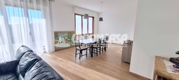 6 bedrooms Villa in Colverde, Italy No. 264195 8