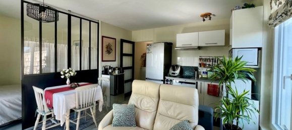 Studio in Senlis, France No. 259284 7