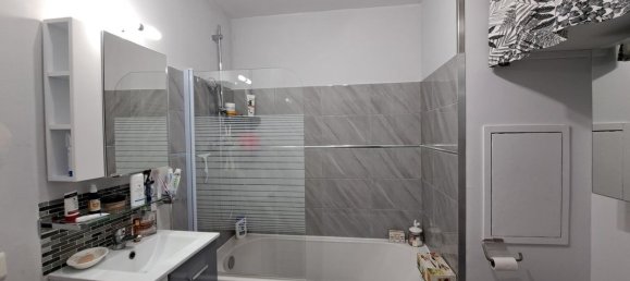 Studio in Senlis, France No. 259284 10