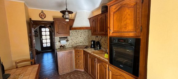 4 bedrooms House in Boigny-sur-Bionne, France No. 269633 6