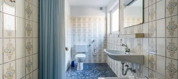 Здание с 12 комнатами в Вальдсхут, Германия № 97685 24