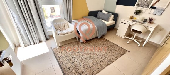 Adosado de 3 dormitorios en International City, UAE No. 24366 6