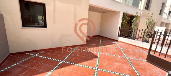 Adosado de 3 dormitorios en International City, UAE No. 24366 20