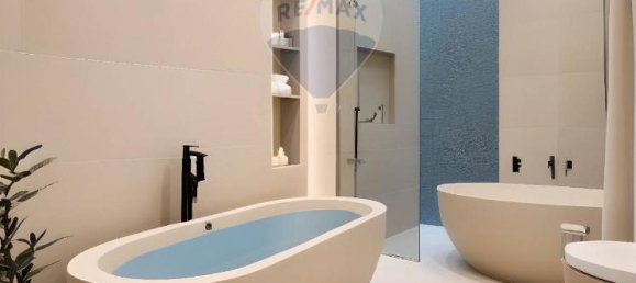 Villa de 5 habitaciónes en Noicattaro, Italy No. 4824 23