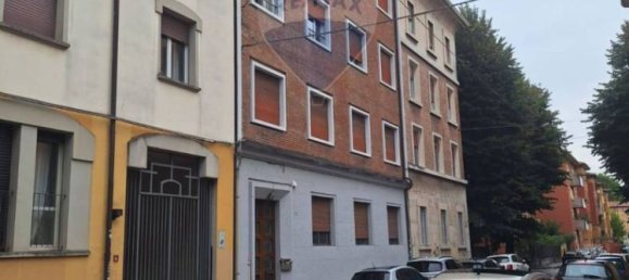 2 bedrooms Apartment in Bologna, Italy No. 373290 3