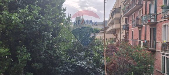 2 bedrooms Apartment in Bologna, Italy No. 373290 2