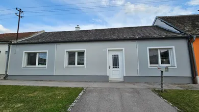 3 Schlafzimmer Haus in Großharras, Austria, Nr. 202233