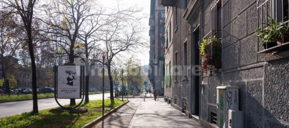 Apartamento de 2 dormitorios en Milan, Italy No. 245604 27