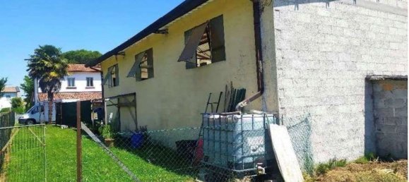 Дом с 7 комнатами в Эраклея, Италия № 258787 9