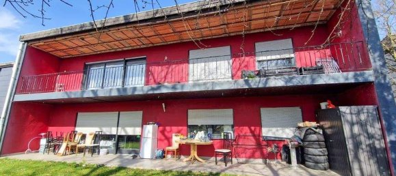 Таунхаус с 7 комнатами в Саарпфальц, Германия № 235301 2