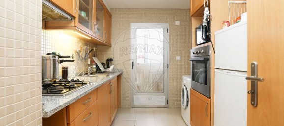1 bedroom Apartment in Lisbon, Portugal No. 92289 10