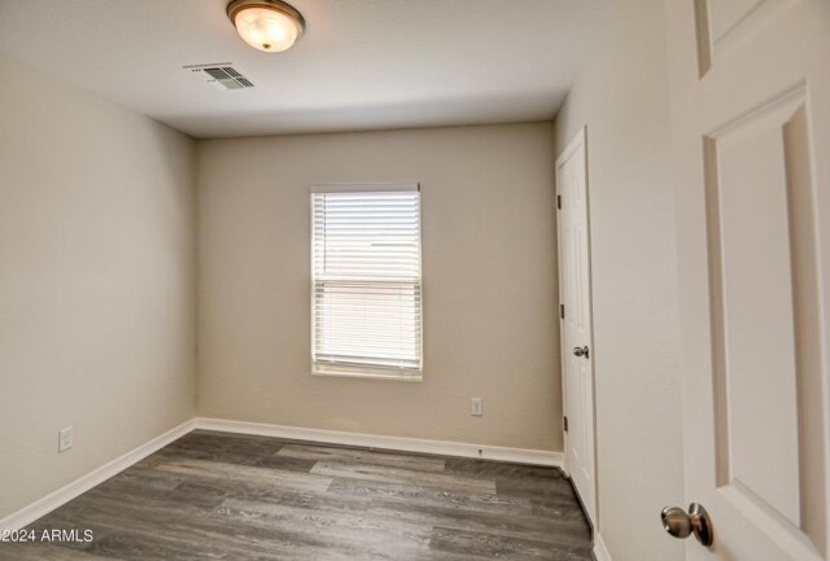 Casa de 3 dormitorios en Coolidge, USA No. 407811