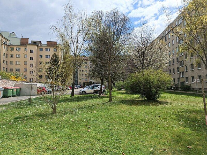 2 rooms Apartment in Brigittenau, Austria No. 156925