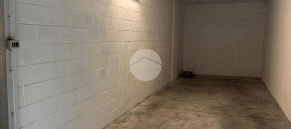 Garaje en Cormano, Italy 29 m² No. 359057 5