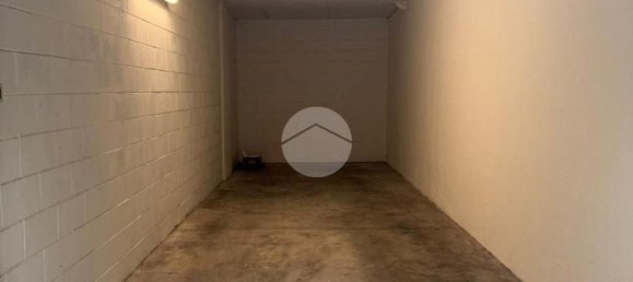 Garaje en Cormano, Italy 29 m² No. 359057 3