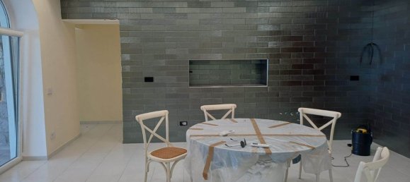 5 bedrooms Villa in Anacapri, Italy No. 315586 4