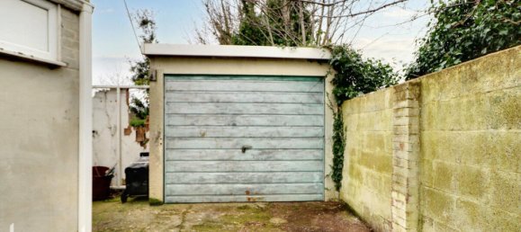 3 bedrooms House in Gravesend, United Kingdom No. 4925 9