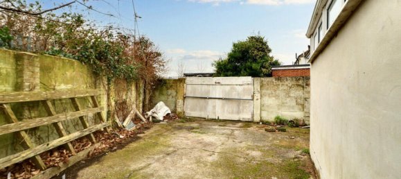 3 bedrooms House in Gravesend, United Kingdom No. 4925 10