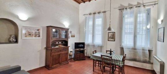 1 bedroom Apartment in Florence, Italy No. 98589 4