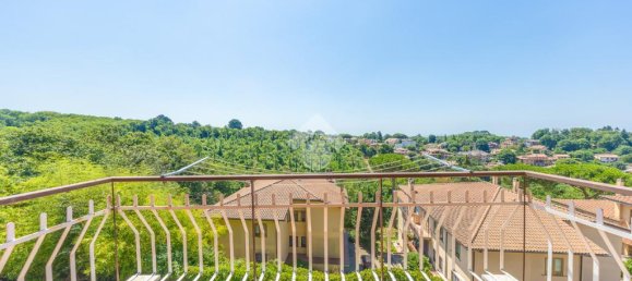 Apartamento de 3 habitaciónes en Ariccia, Italy No. 353021 3