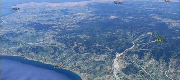 Квартира с 6 комнатами в Джоя Тауро, Италия № 185609 23