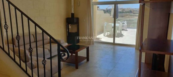 4 bedrooms House in Gharb, Malta No. 5682 3
