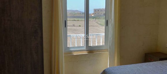 4 bedrooms House in Gharb, Malta No. 5682 9