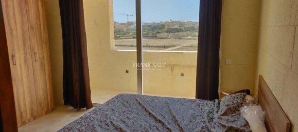 4 bedrooms House in Gharb, Malta No. 5682 10