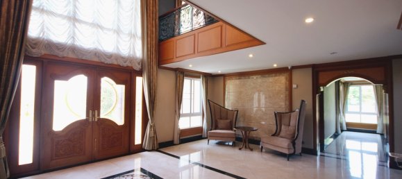 7 bedrooms Cafe / restaurant in Hua Hin, Thailand No. 6800 6