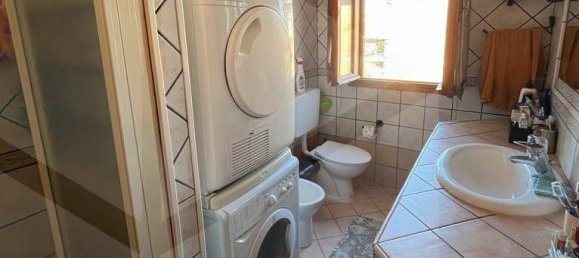 Apartamento de 4 habitaciónes en Fiorano Modenese, Italy No. 17760 12