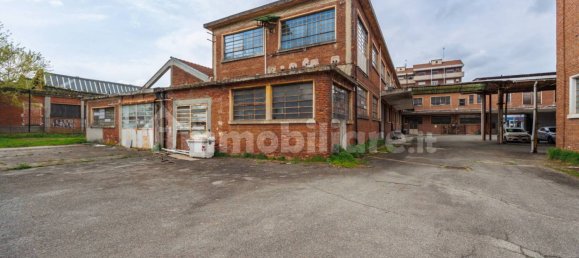 9000m² Warehouse in Moncalieri, Italy No. 55423 48