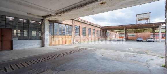 9000m² Warehouse in Moncalieri, Italy No. 55423 42
