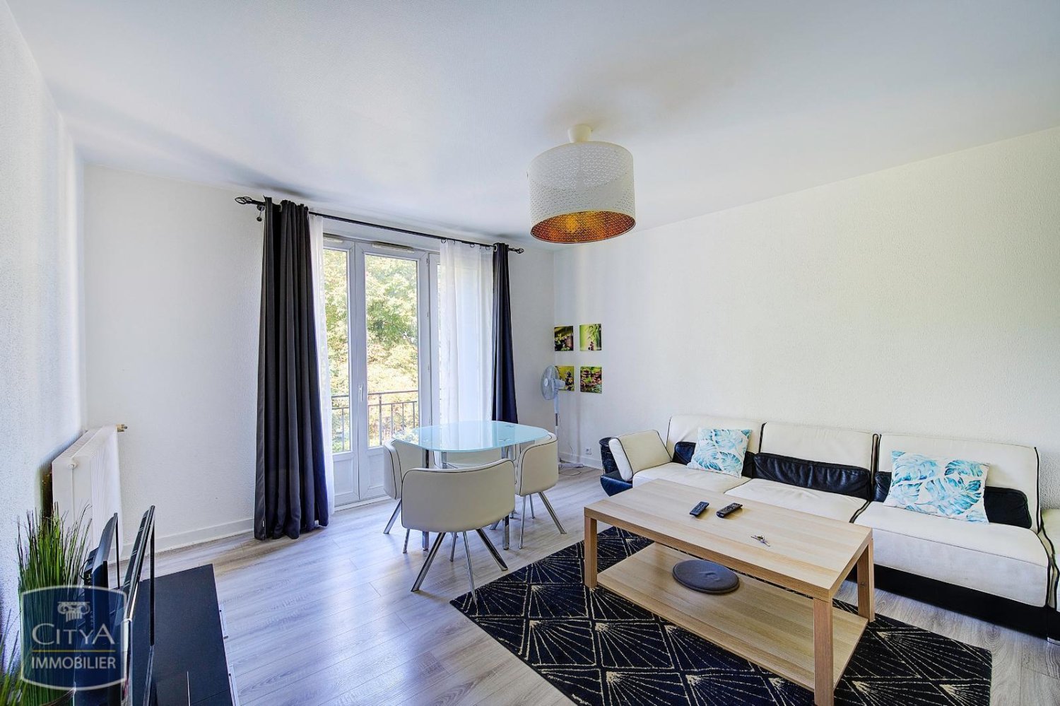 2 chambres Appartement à Amboise, France No. 247395