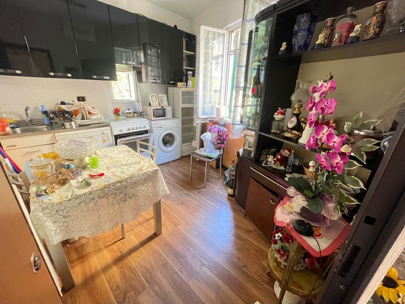 Квартира с 2 спальнями в Генуя, Италия № 313706