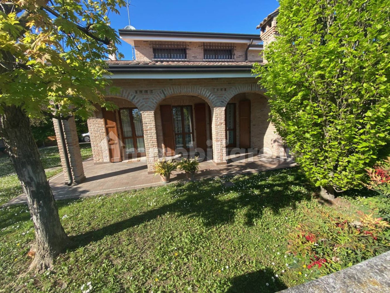 5 bedrooms Villa in Copparo, Italy No. 116631