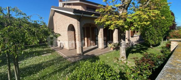 5 bedrooms Villa in Copparo, Italy No. 116631 41