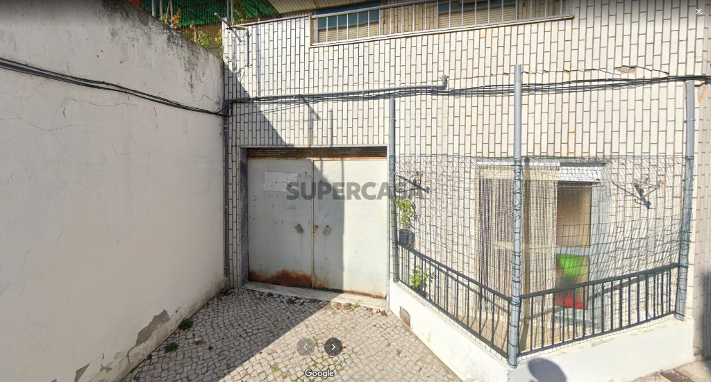 120m² Garage in Montijo, Portugal No. 159144