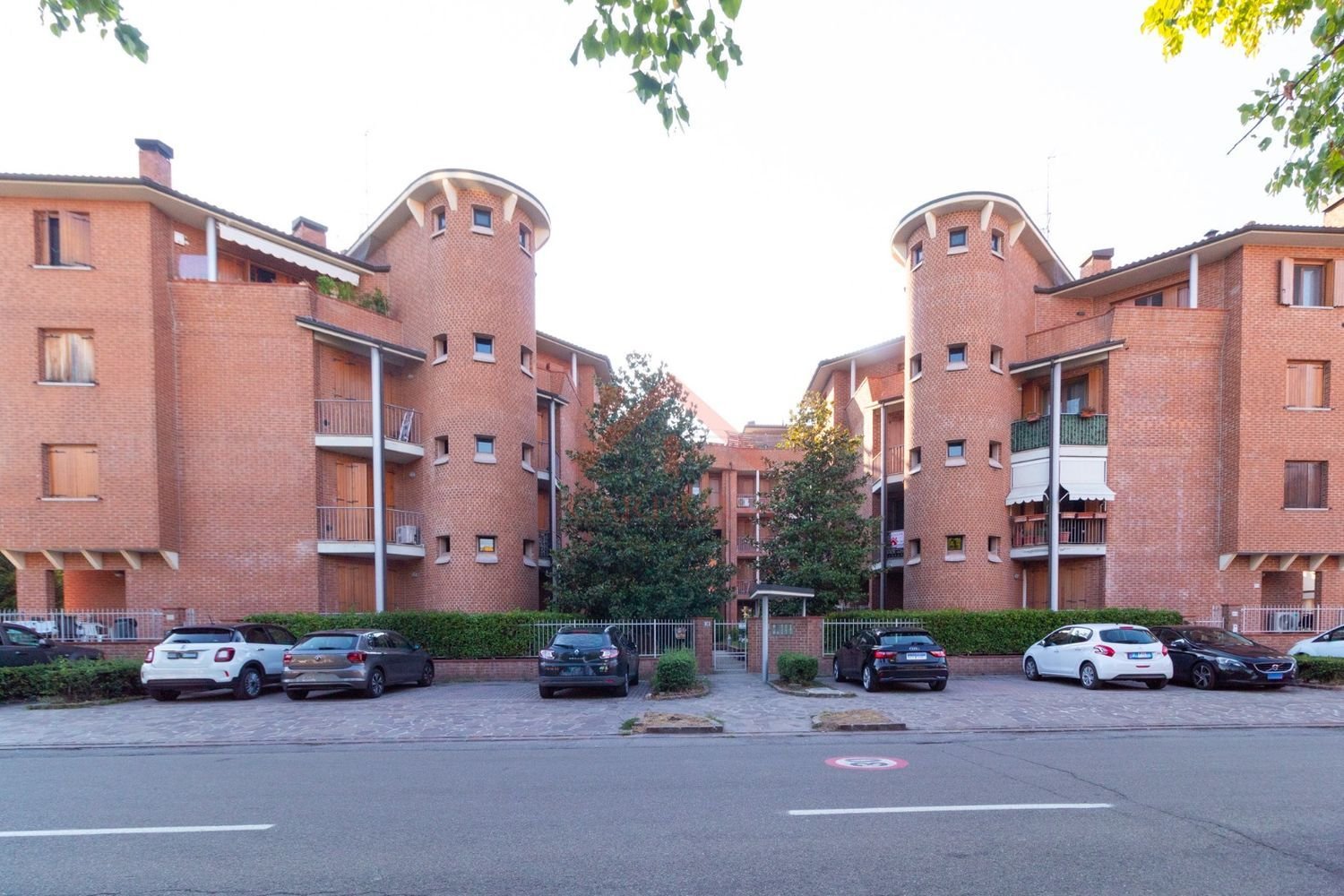 Apartamento de 2 habitaciónes en Carpi, Italy No. 271398