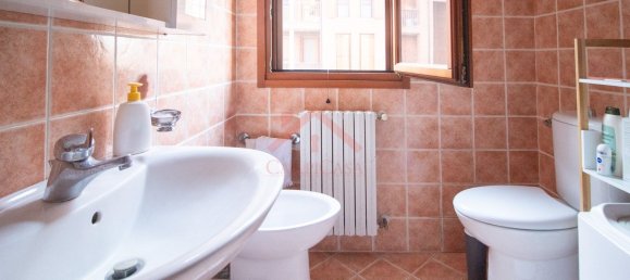 Apartamento de 2 habitaciónes en Carpi, Italy No. 271398 9