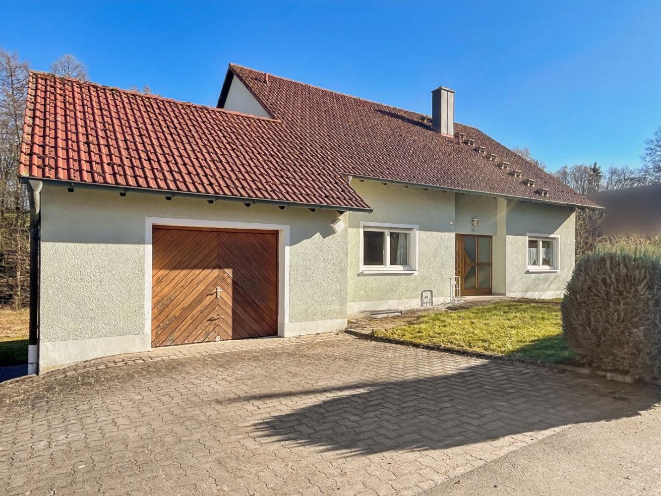 Дом с 3 комнатами в Байройт, Германия № 156774