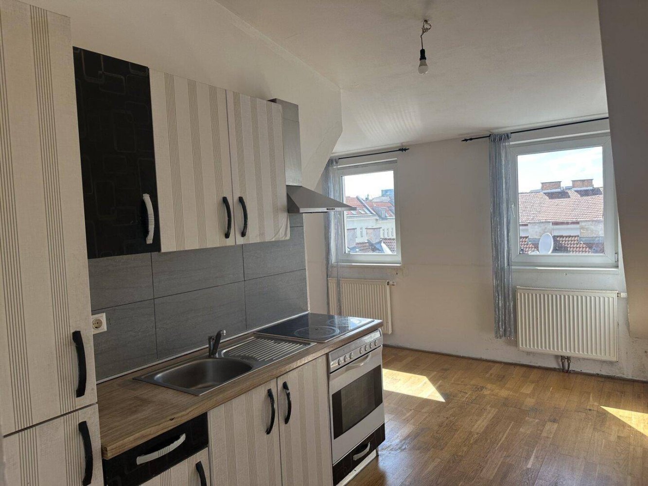 3 rooms Apartment in Favoriten, Austria No. 232863