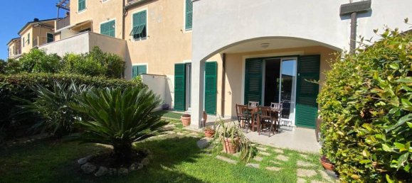 3 rooms Apartment in San Bartolomeo al Mare, Italy No. 18557 14