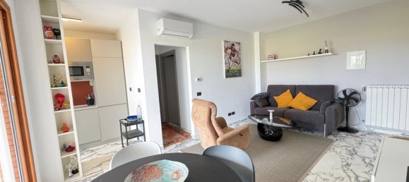 2 rooms Apartment in Rome, Italy No. 200579 9