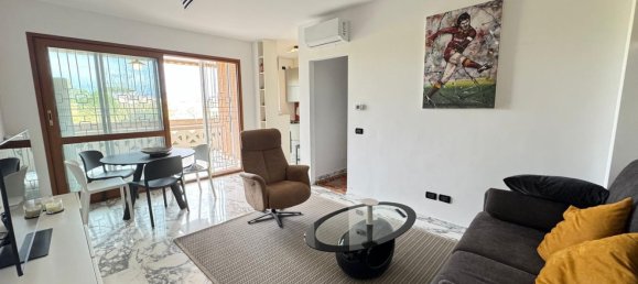 2 rooms Apartment in Rome, Italy No. 200579 4