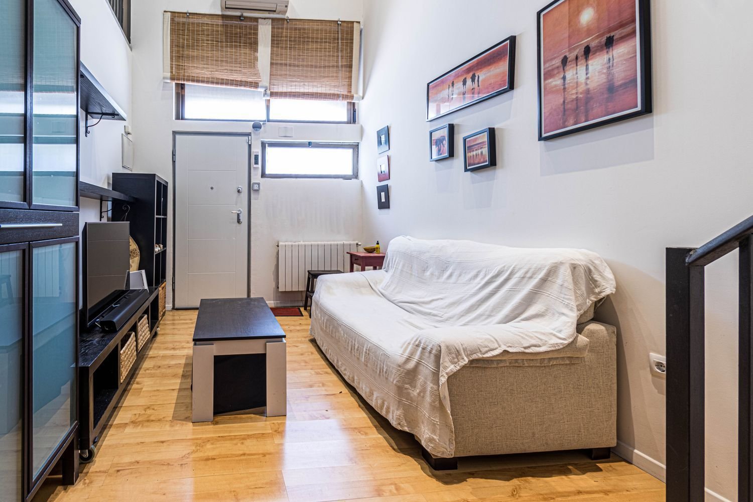 Коммерческая недвижимость 57м² в Мадрид, Испания № 109238