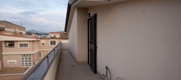 4غرفة بانتهاوس في Recale, Italy رقم 32600 23