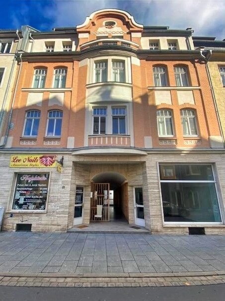 576m² Building in Jena, Germany No. 69390