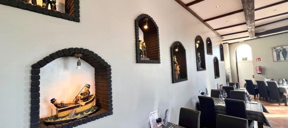 320m² Commercial property in Guardamar del Segura, Spain No. 184653 9