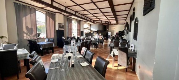 320m² Commercial property in Guardamar del Segura, Spain No. 184653 7